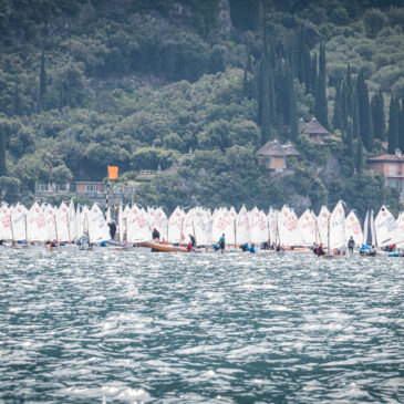 Latvijas Optimist klases burātāji Pasaules Čempionātam gatavojas Garda Centenary regatē