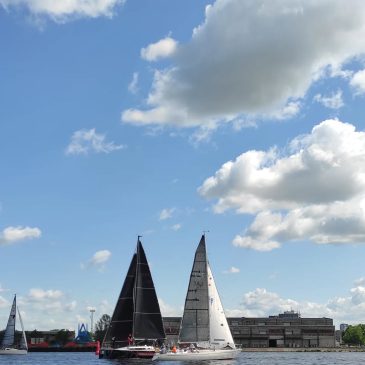 Rīgas burāšanas sezona oficiāli atklāta!